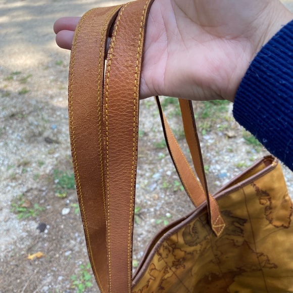 Authentic Alviero Martini - Picture 11 of 13